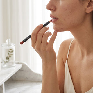 Motive Lip & Eyeliner