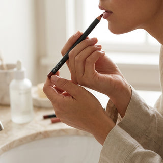Motive Lip & Eyeliner