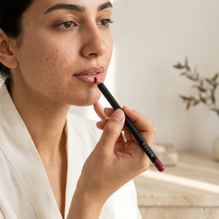 Motive Lip & Eyeliner